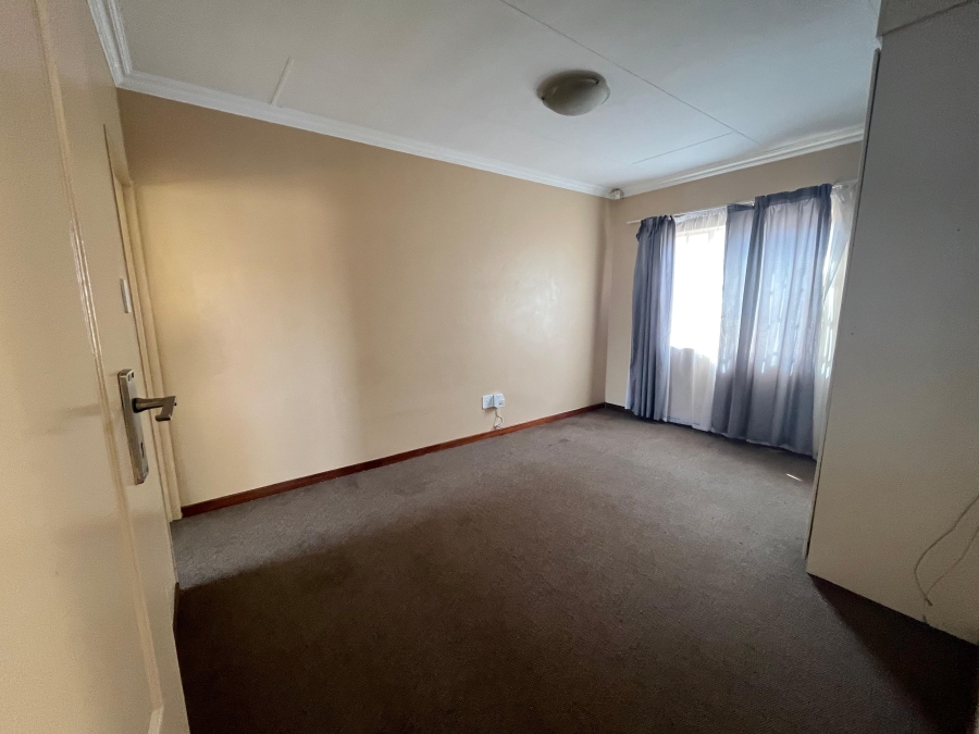 To Let 3 Bedroom Property for Rent in South View Mpumalanga