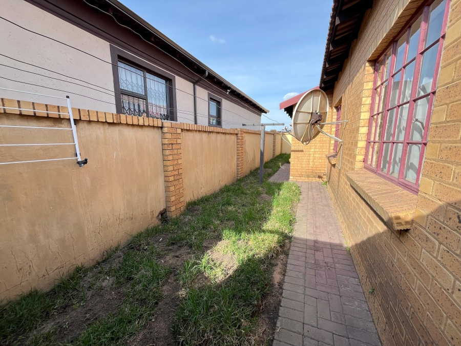 To Let 3 Bedroom Property for Rent in South View Mpumalanga