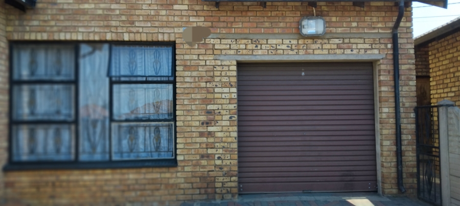 3 Bedroom Property for Sale in Kwaguqa Ext 4 Mpumalanga