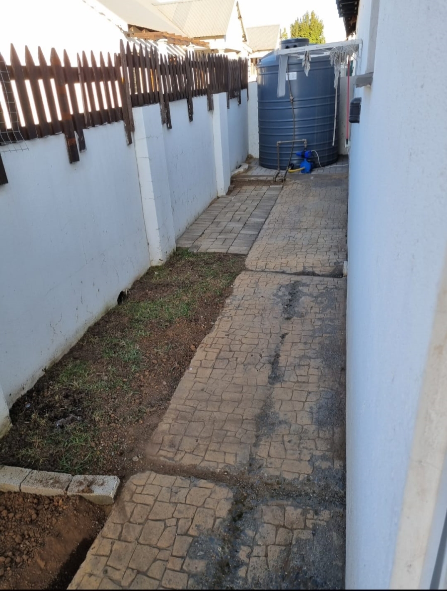 2 Bedroom Property for Sale in Hoeveld Park Mpumalanga