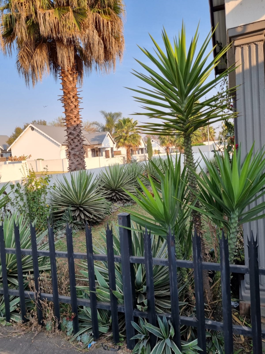 2 Bedroom Property for Sale in Hoeveld Park Mpumalanga