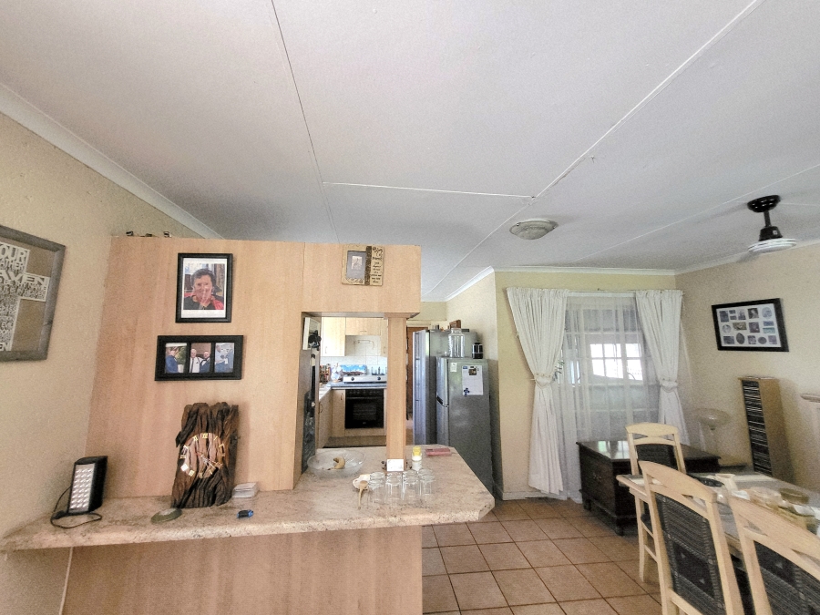 7 Bedroom Property for Sale in Komatipoort Mpumalanga