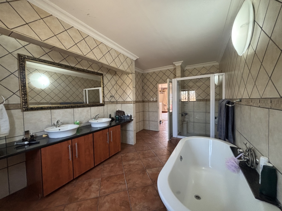 4 Bedroom Property for Sale in Seekoeiwater Ah Mpumalanga