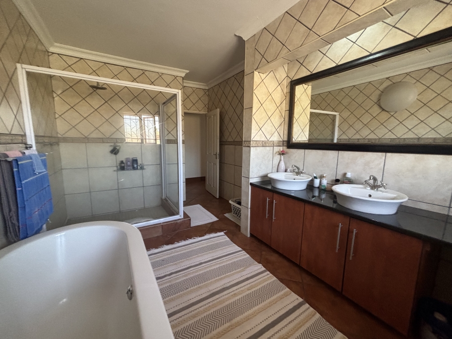4 Bedroom Property for Sale in Seekoeiwater Ah Mpumalanga