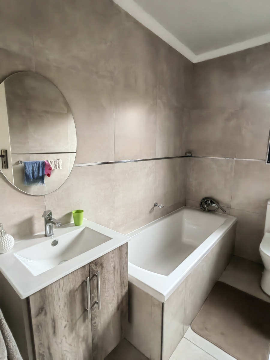 To Let 2 Bedroom Property for Rent in Secunda Mpumalanga