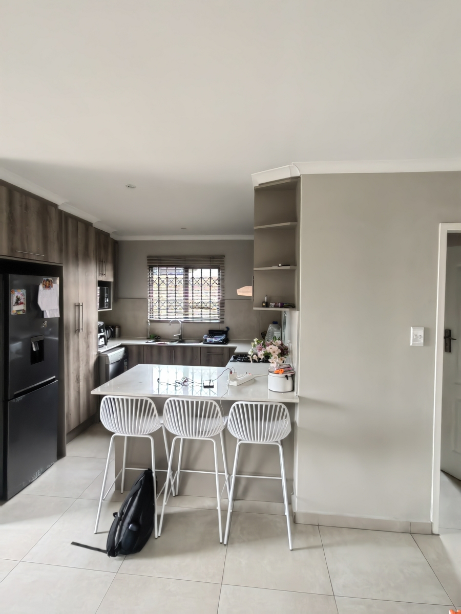 To Let 2 Bedroom Property for Rent in Secunda Mpumalanga