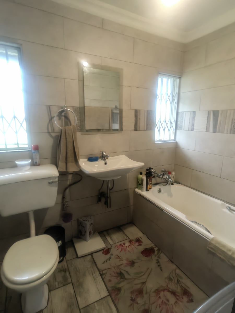 4 Bedroom Property for Sale in Sunset Park Mpumalanga