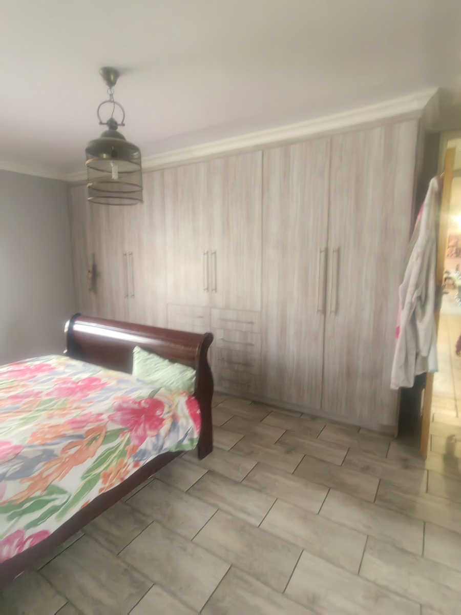 4 Bedroom Property for Sale in Sunset Park Mpumalanga