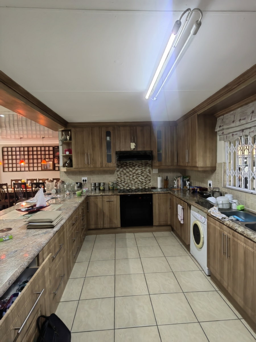 4 Bedroom Property for Sale in Sunset Park Mpumalanga