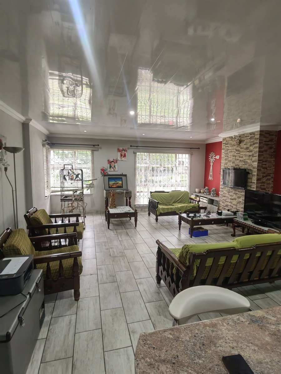 4 Bedroom Property for Sale in Sunset Park Mpumalanga