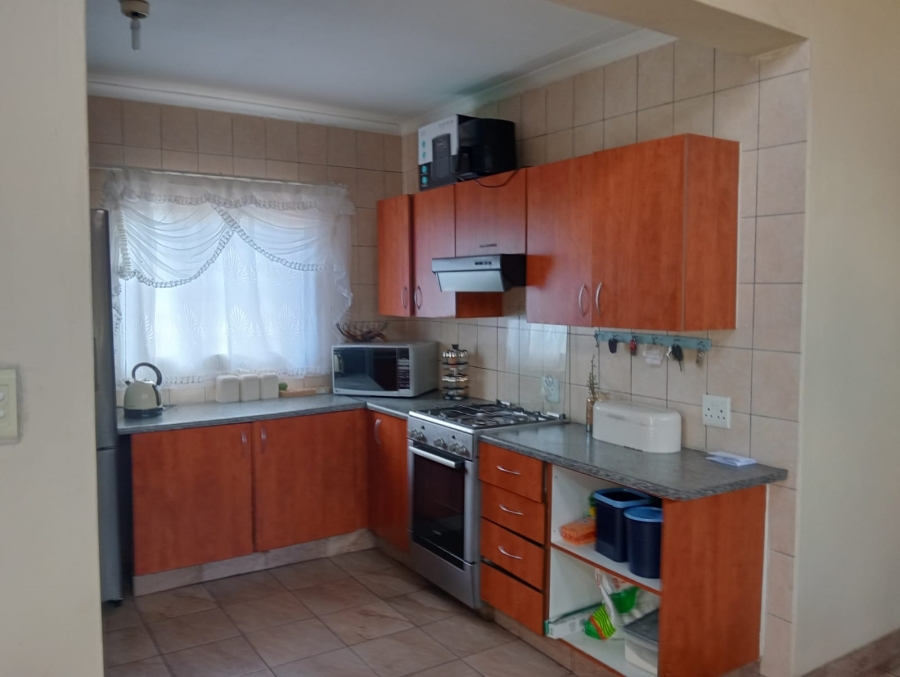 To Let 3 Bedroom Property for Rent in Reyno Ridge Mpumalanga