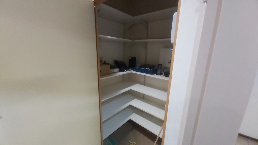 Commercial Property for Sale in Sonheuwel Mpumalanga