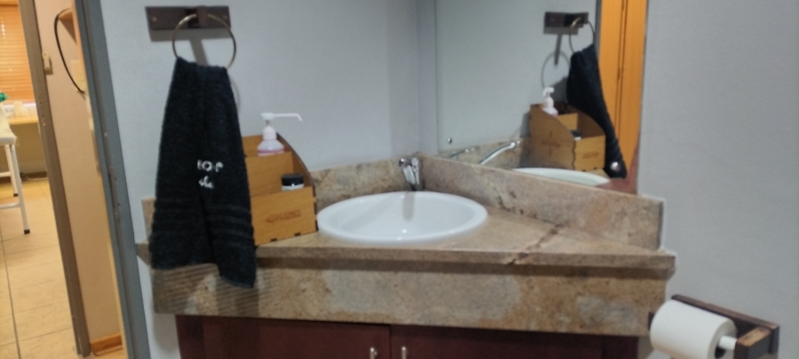 Commercial Property for Sale in Sonheuwel Mpumalanga