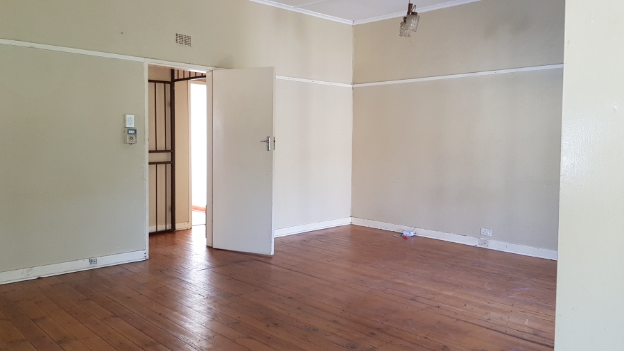 To Let 4 Bedroom Property for Rent in Mataffin Mpumalanga