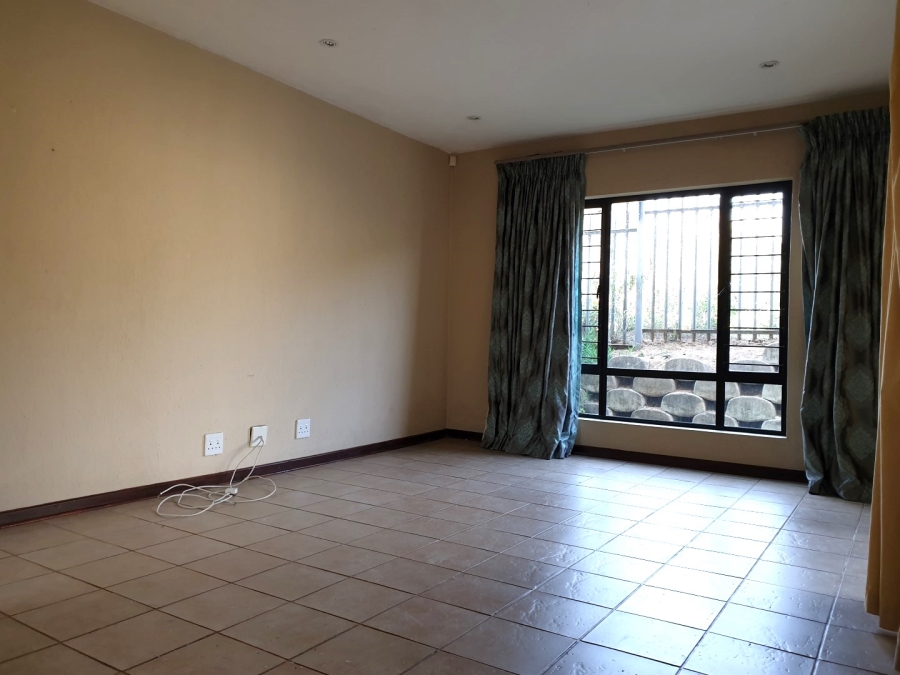 To Let 3 Bedroom Property for Rent in Riverside Park Mpumalanga