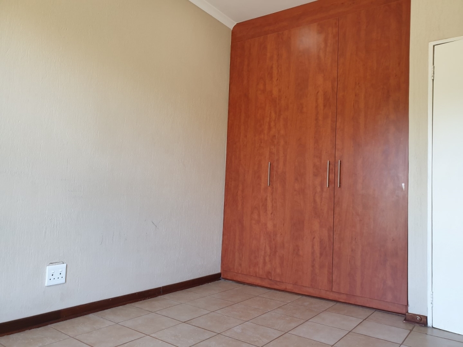 To Let 3 Bedroom Property for Rent in Riverside Park Mpumalanga