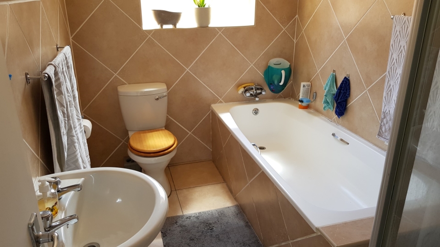 To Let 3 Bedroom Property for Rent in Steiltes Mpumalanga