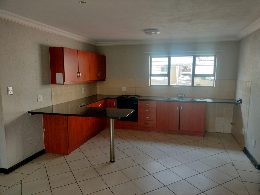 To Let 2 Bedroom Property for Rent in Sonheuwel Mpumalanga