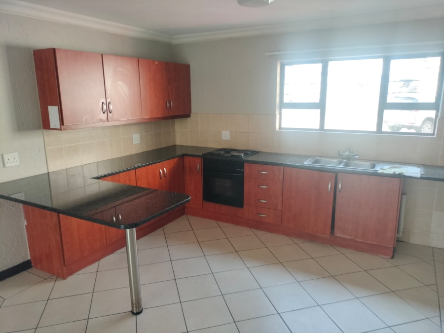 To Let 2 Bedroom Property for Rent in Sonheuwel Mpumalanga