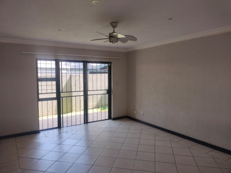 To Let 2 Bedroom Property for Rent in Sonheuwel Mpumalanga
