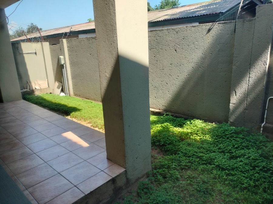 To Let 2 Bedroom Property for Rent in Sonheuwel Mpumalanga