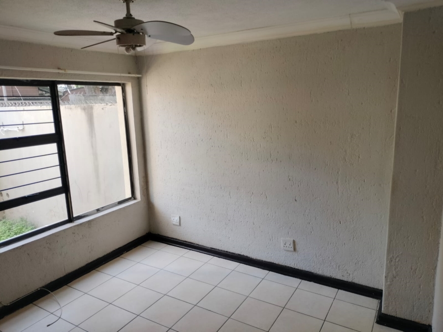 To Let 2 Bedroom Property for Rent in Sonheuwel Mpumalanga