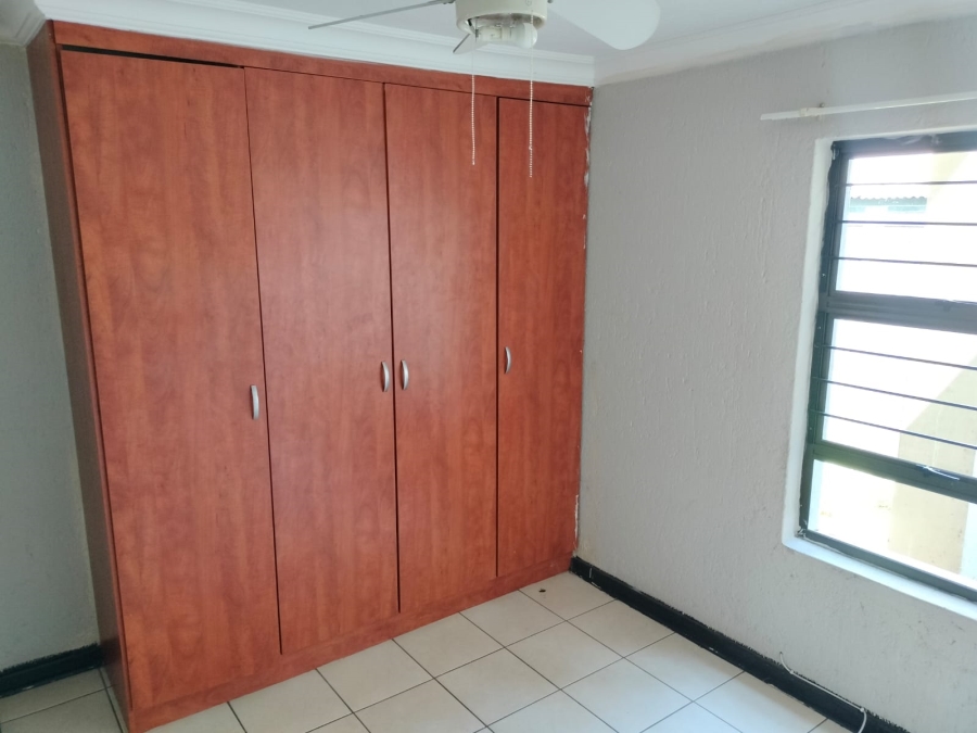To Let 2 Bedroom Property for Rent in Sonheuwel Mpumalanga