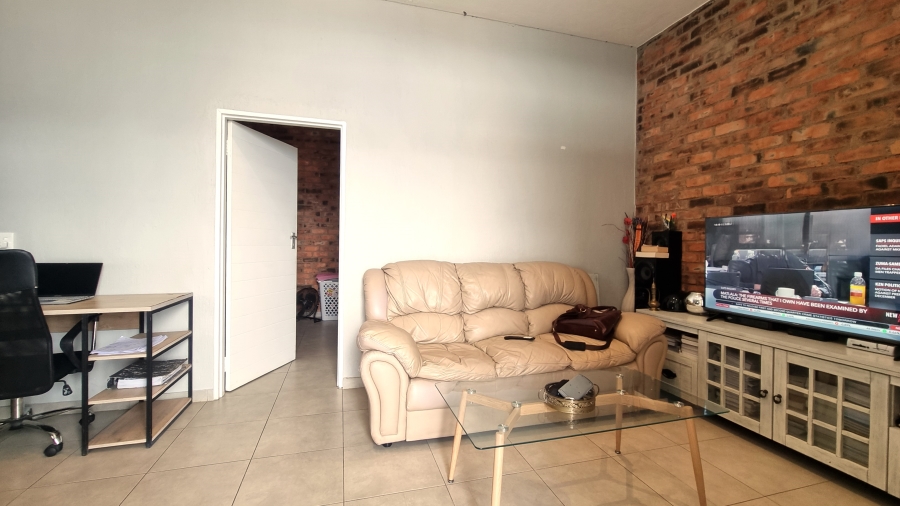 1 Bedroom Property for Sale in Nelspruit Ext 22 Mpumalanga