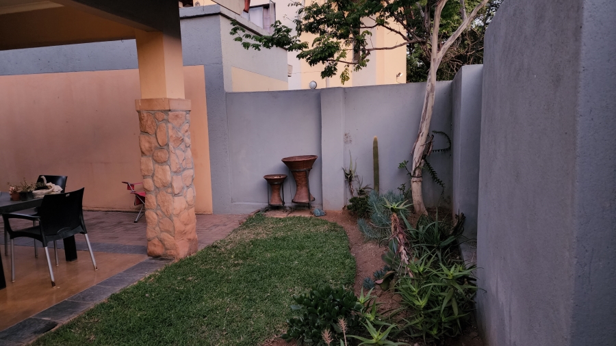 To Let 2 Bedroom Property for Rent in Nelspruit Ext 1 Mpumalanga