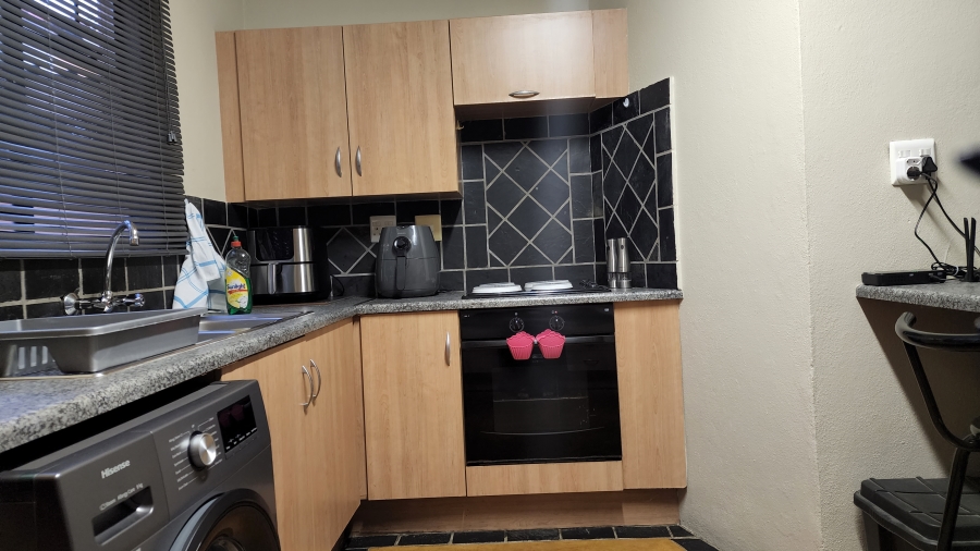 To Let 2 Bedroom Property for Rent in Nelspruit Ext 1 Mpumalanga