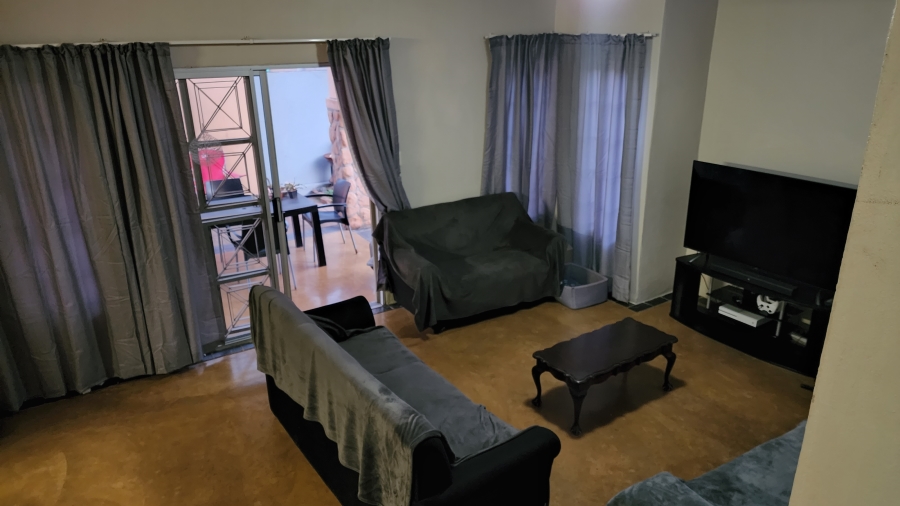 To Let 2 Bedroom Property for Rent in Nelspruit Ext 1 Mpumalanga