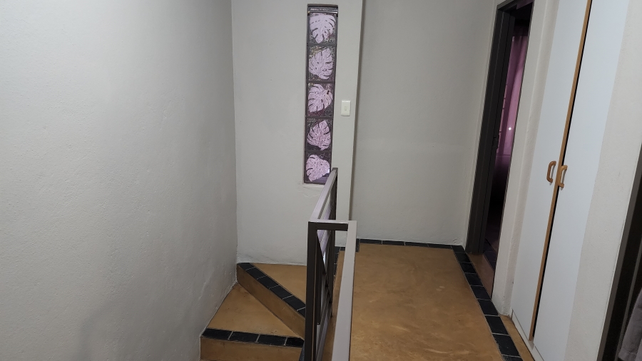 To Let 2 Bedroom Property for Rent in Nelspruit Ext 1 Mpumalanga