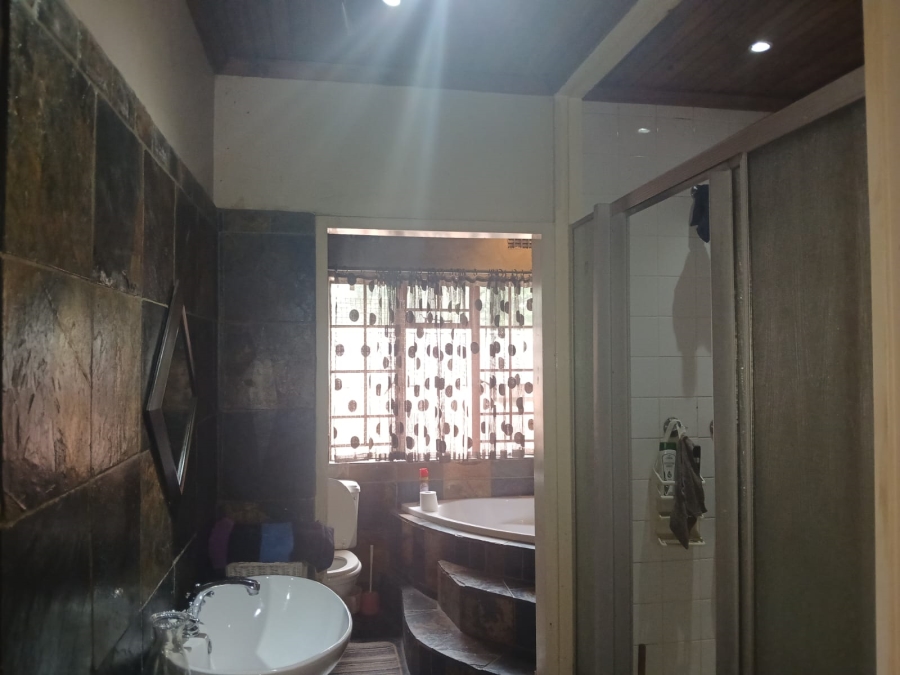 3 Bedroom Property for Sale in De Bruinpark Mpumalanga