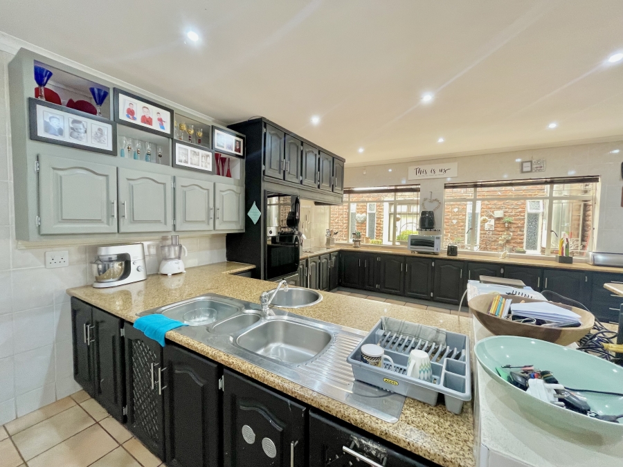 4 Bedroom Property for Sale in Secunda Mpumalanga