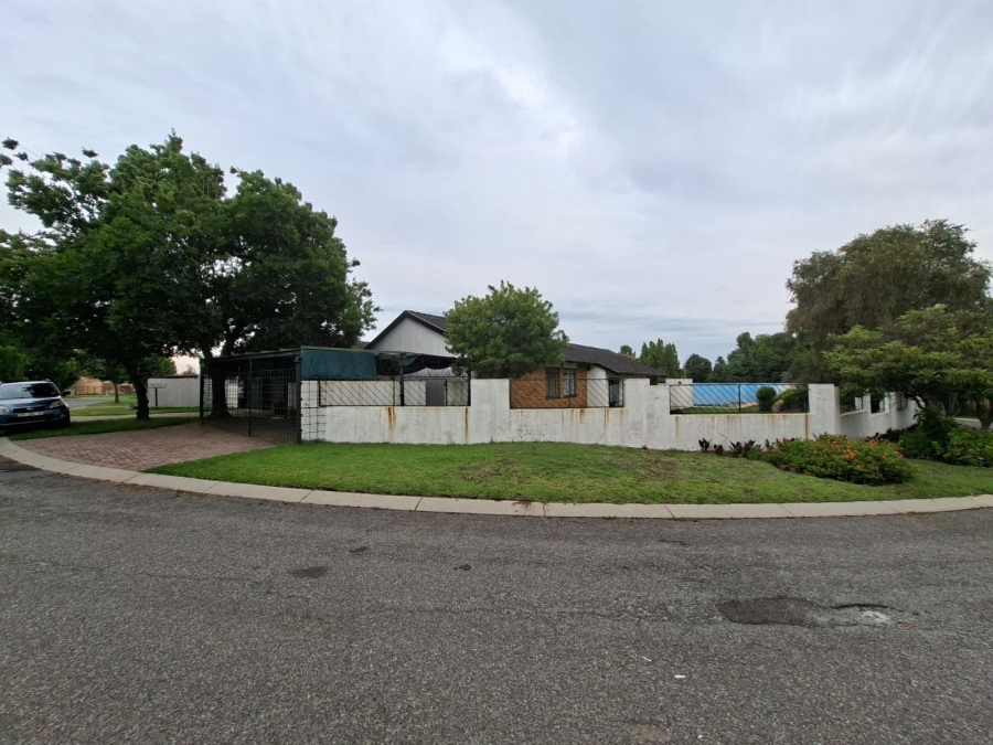 4 Bedroom Property for Sale in Secunda Mpumalanga