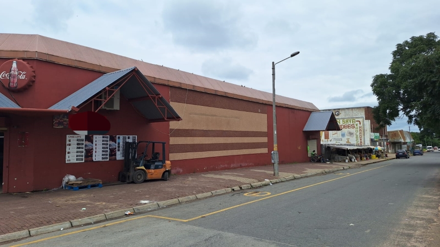 To Let commercial Property for Rent in White River Mpumalanga