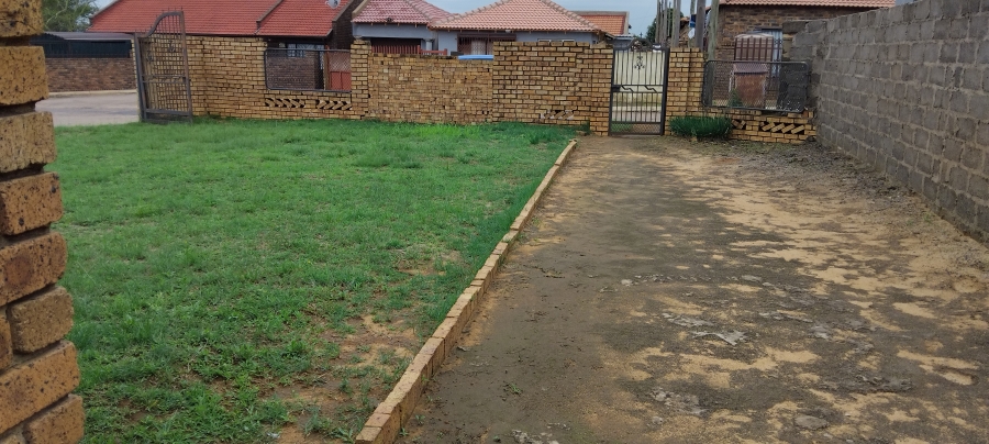 2 Bedroom Property for Sale in Kwaguqa Ext 7 Mpumalanga