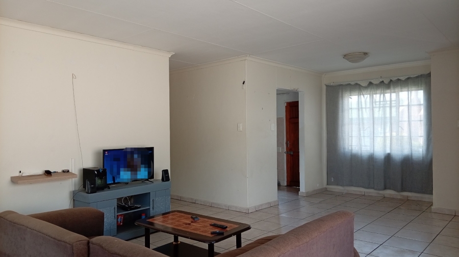 2 Bedroom Property for Sale in Standerton Mpumalanga