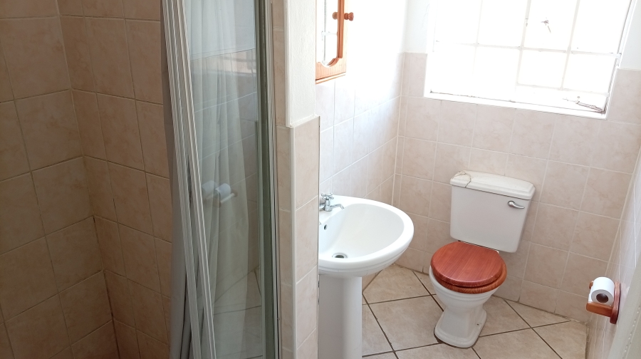 2 Bedroom Property for Sale in Standerton Mpumalanga