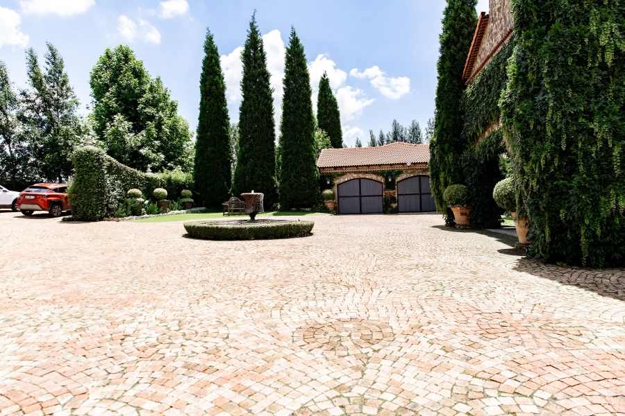 4 Bedroom Property for Sale in Kromdraai AH Mpumalanga