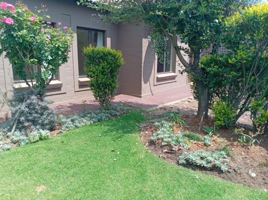To Let 2 Bedroom Property for Rent in Noordrand Mpumalanga