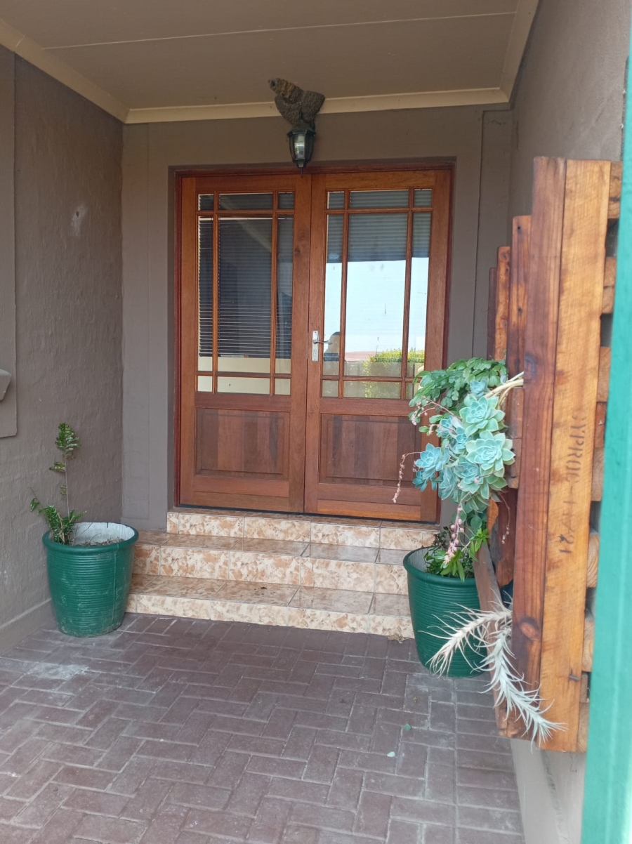 2 Bedroom Property for Sale in Noordrand Mpumalanga