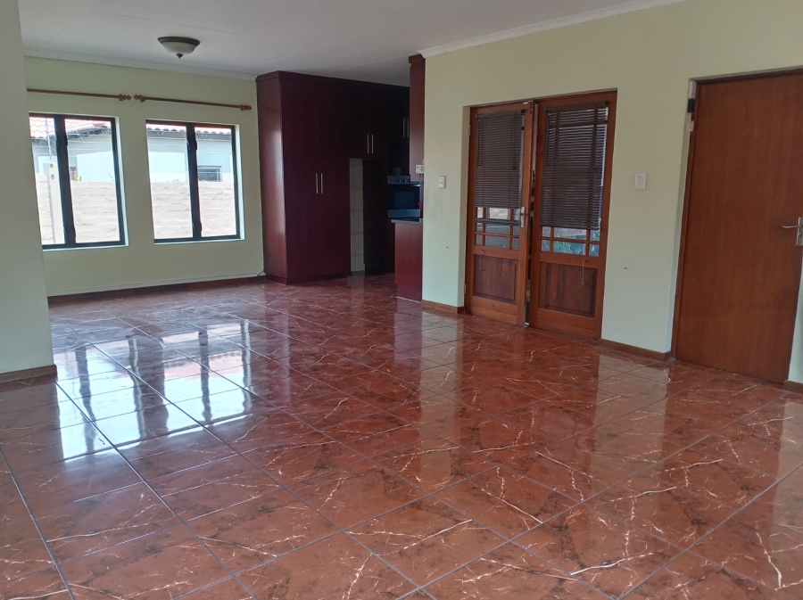 2 Bedroom Property for Sale in Noordrand Mpumalanga