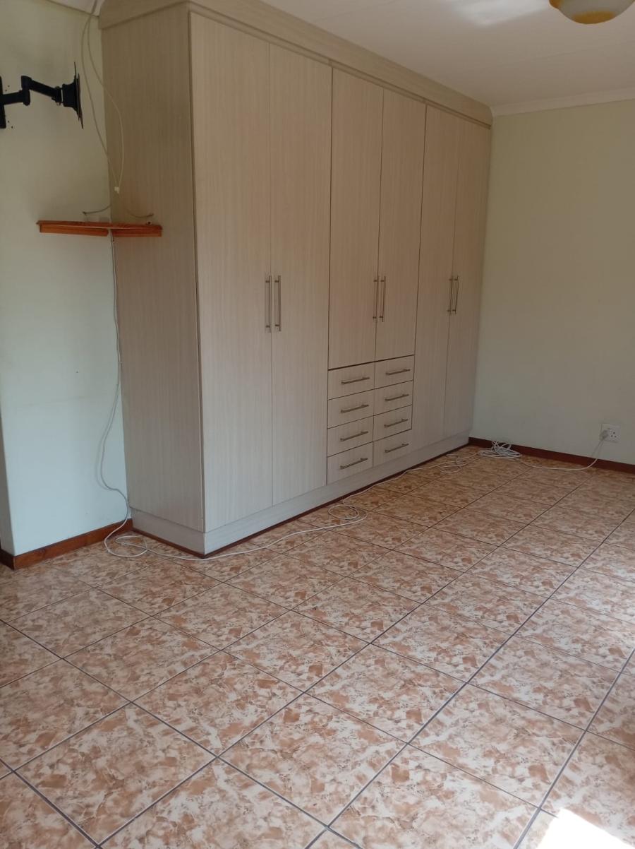 2 Bedroom Property for Sale in Noordrand Mpumalanga