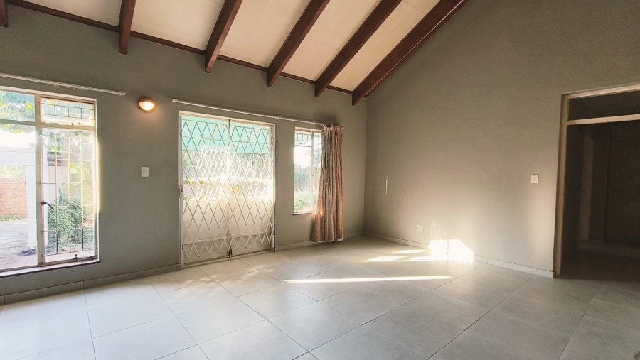 To Let 3 Bedroom Property for Rent in West Acres Mpumalanga