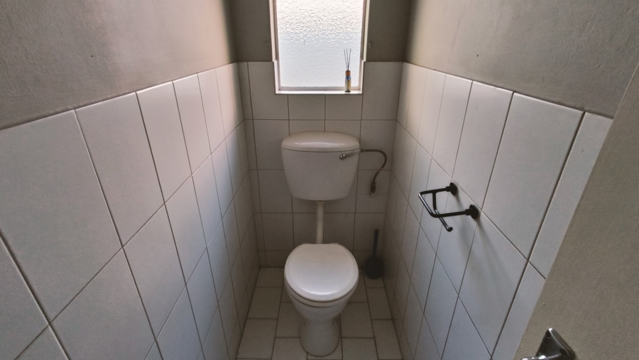 To Let 3 Bedroom Property for Rent in West Acres Mpumalanga