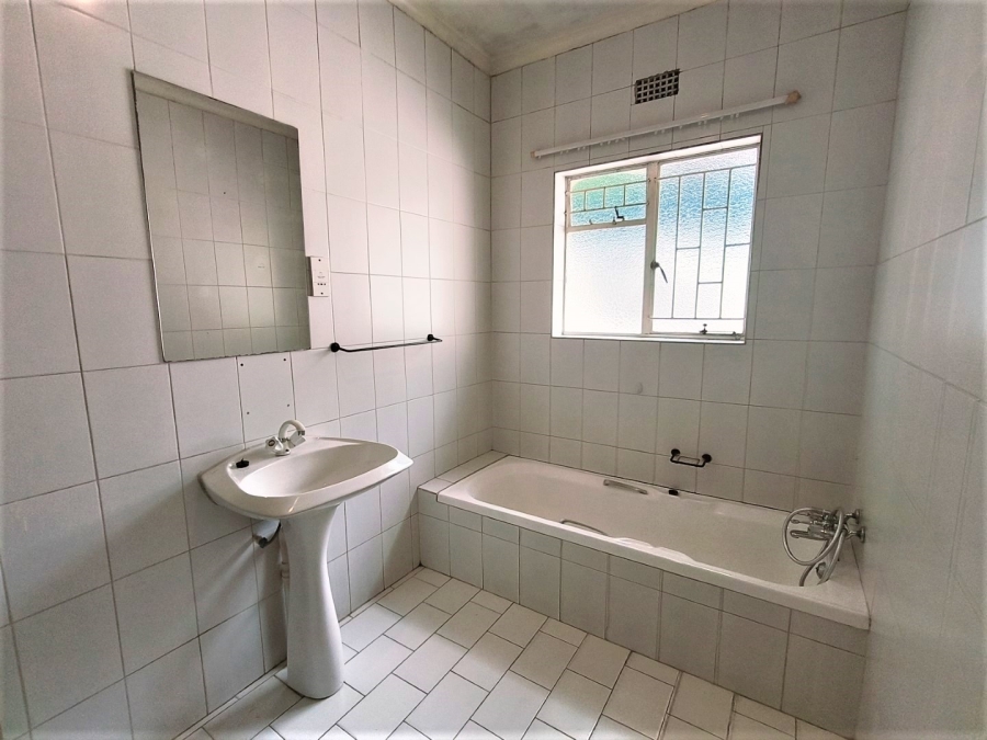 To Let 3 Bedroom Property for Rent in West Acres Mpumalanga