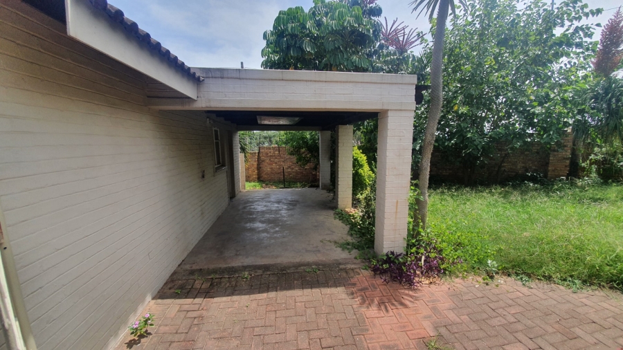 To Let 3 Bedroom Property for Rent in West Acres Mpumalanga