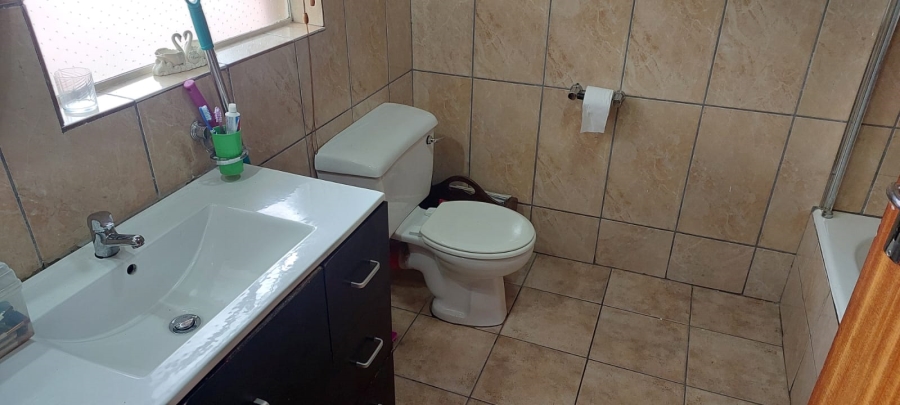 4 Bedroom Property for Sale in West Acres Mpumalanga