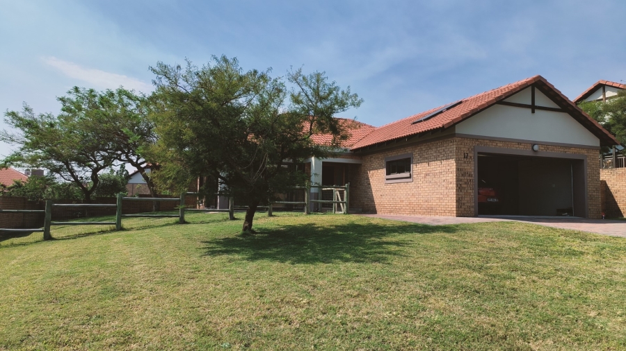 To Let 3 Bedroom Property for Rent in Bateleur Estate Mpumalanga